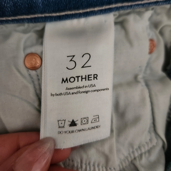 NWT MOTHER | The Weekender Fray Jeans in Twenty-Eight and a Half Wishes - Sz 32 - Picture 12 of 15